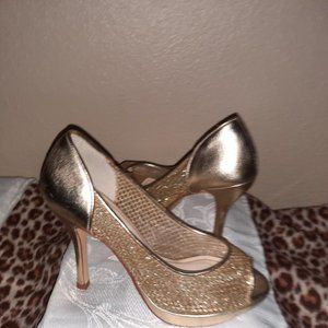 Golden Shoes-CAPARROS- Size 7B